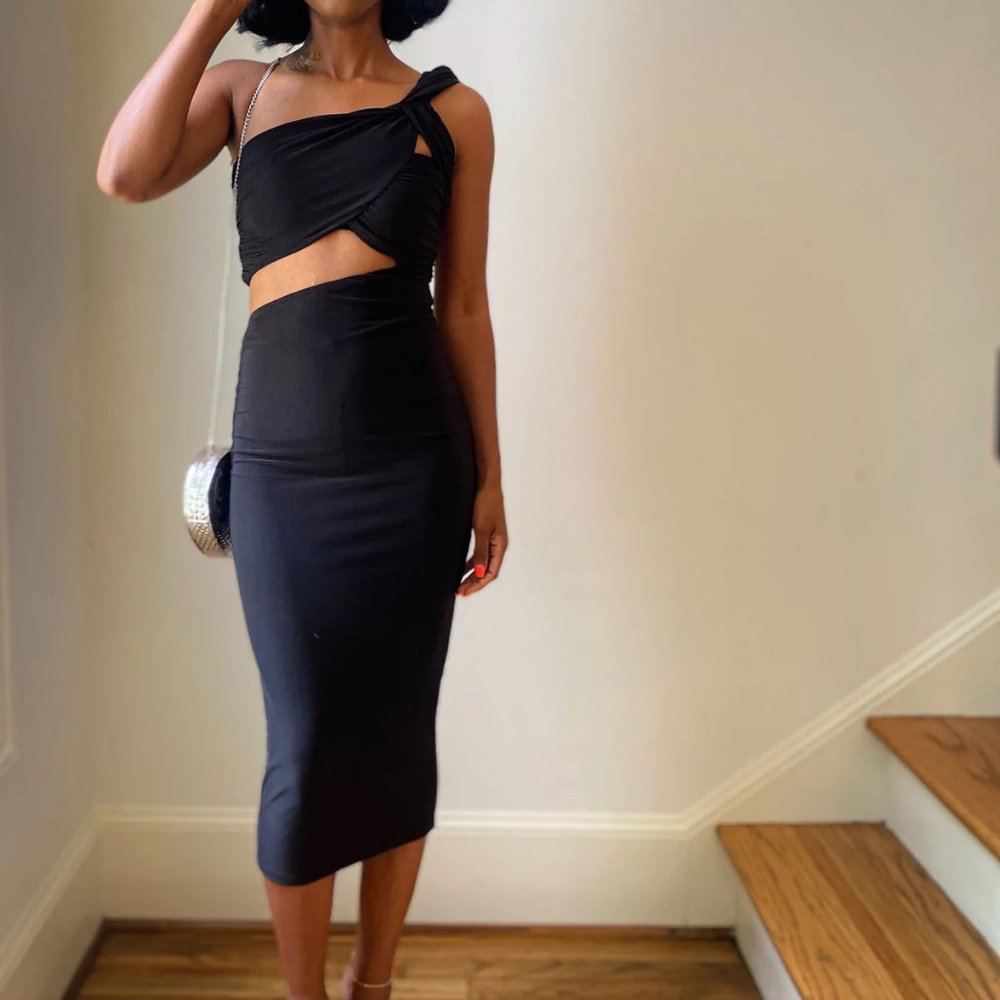 Chic Midi Dress